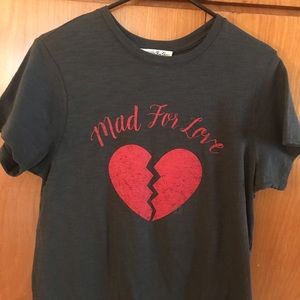 Graphic tee